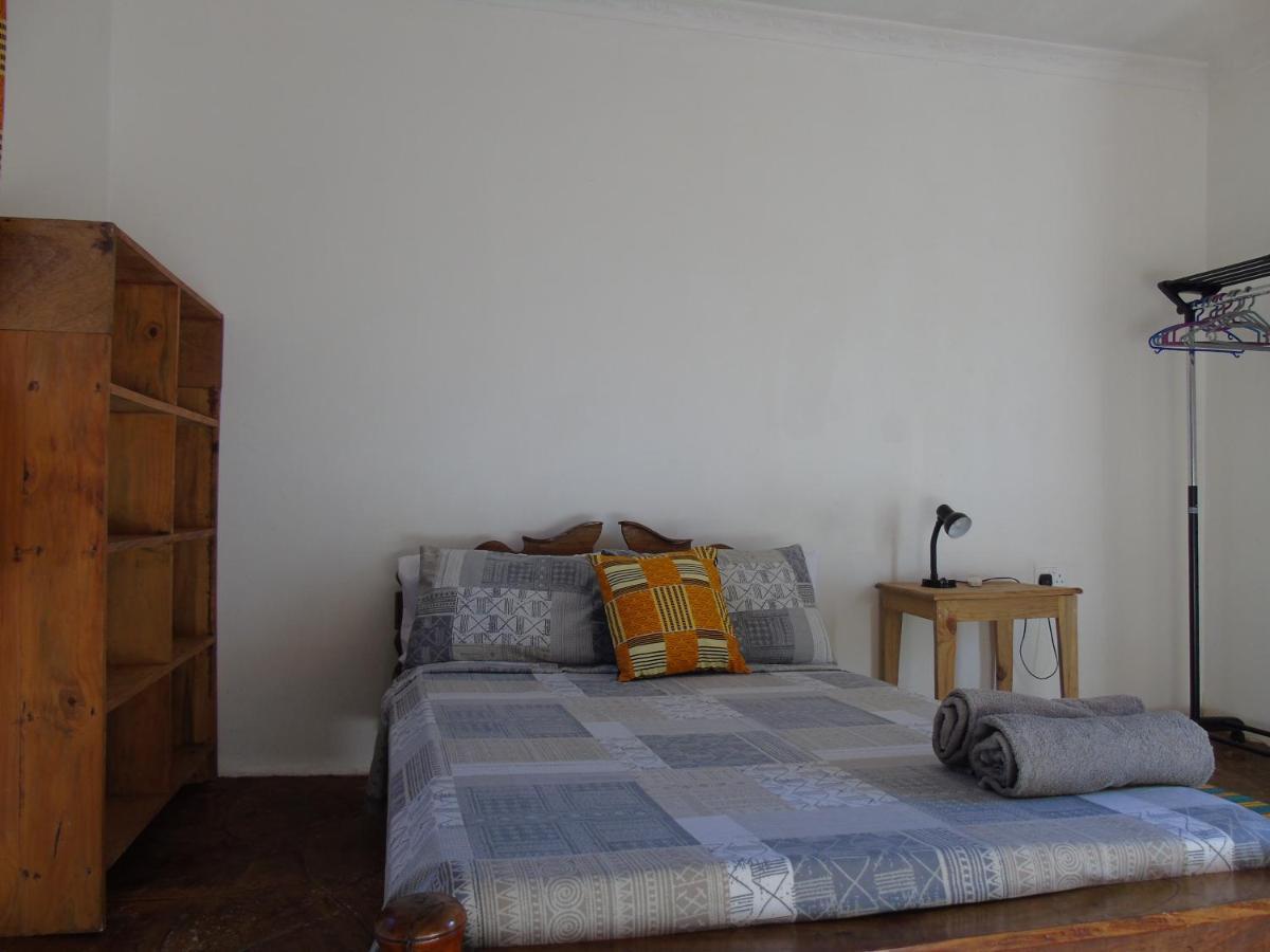 IDC Guest House Bagamoyo Extérieur photo