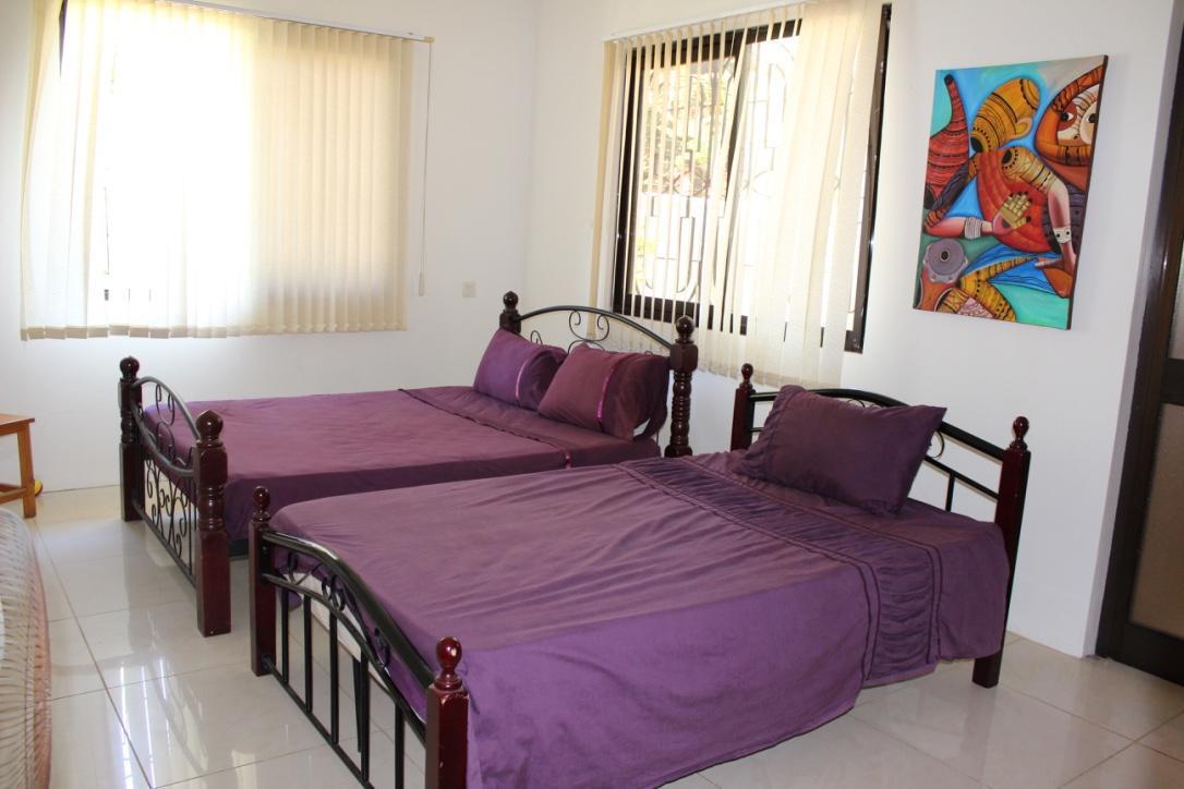 IDC Guest House Bagamoyo Extérieur photo