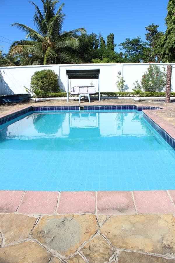 IDC Guest House Bagamoyo Extérieur photo